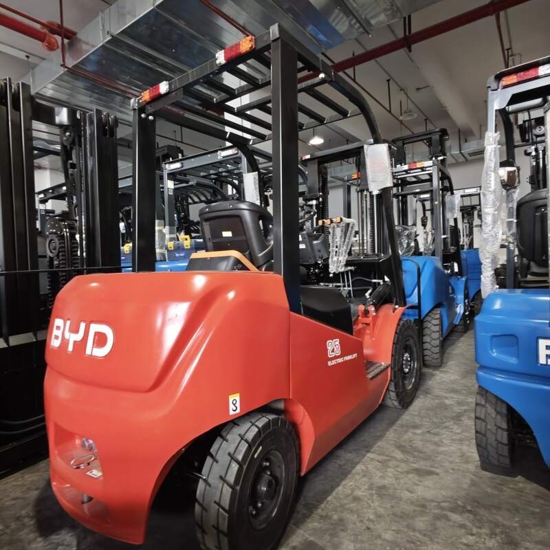 想换电动叉车？常宁市用户常问的几个问题